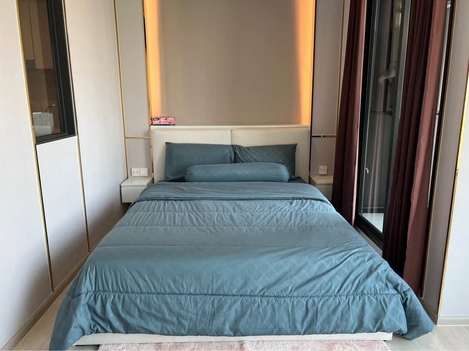 Life One Wireless beautiful view peaceful comfortable 33rd floor BTS Ploenchit