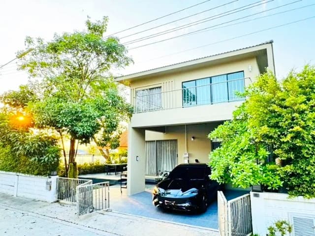 ให้เช่าบ้านเดี่ยว 2 ชั้น 4 นอน รร.จันทร์เจริญ 800 ม.บางปะกง ฉะเชิงเทรา บางนา-ตราดกม.42 หลังมุม 200 ตร.ม.50 ตร.วา.สไตล์โมเดิร์น