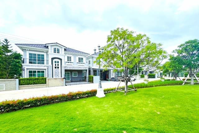 ให้เช่าบ้าน 2 ชั้น 4นอน BTS สำโรง 1.1 กม. หรูหราสไตล์อังกฤษ 38 ตร.วา.180 ตร.ม. 3 น้ำ เซนต์แอนดรูว์ส 2.4 กม. ทำเลสุขุมวิท สำโรง-เทพารักษ์