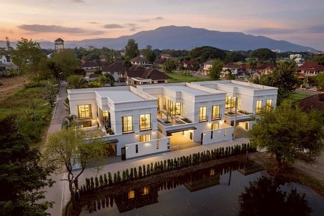 บ้านสร้างใหม่ หลังใหญ่ 2 ชั้น บ้านสวย โปล่งโล่ง ทำเลดี โซนแม่เหียะ