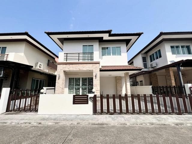 ให้เช่าบ้านเดี่ยว 2 ชั้น 40 ตร.ว. หมู่บ้านราณีสิริ ซ.ลาดปลาเค้า 43 ใกล้ BTS ม.เกษตร