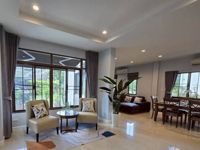 ให้เช่าบ้านเดี่ยว 2 ชั้น ม.เศรษฐสิริ บางนา-วงแหวน หลังใหญ่ 100 ตร.ว ติดห้างเมกะบางนา เช่าเพียง 65,000 บาท/เดือน