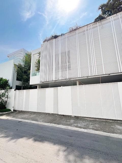 ขายบ้านเดี่ยว 3 ชั้น 132.1 ตร.ว. โครงการ VIVE เอกมัย-รามอินทรา ซอยโยธินพัฒนา 3