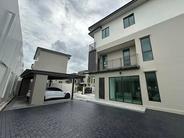 ขายบ้านใหม่ บ้านเดี่ยวหรู 3 ชั้น ใหม่เอี่ยม AQ Arbor สวนหลวง ร.9 – พัฒนาการ ราคาพิเศษเพียง 16.8 ลบ.