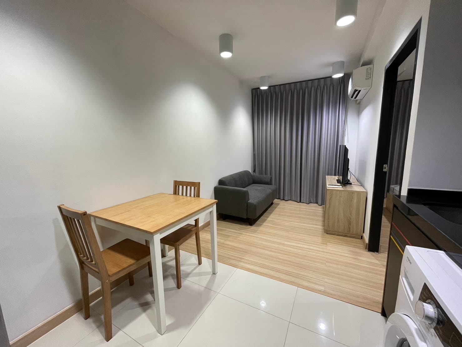 ขายคอนโดชาโตว์ อินทาวน์ Chateau in Town รัชดา 10 ทำเลทอง สำหรับลงทุน–ปล่อยเช่าง่าย ใกล้ MRT ศูนย์วัฒนธรรม