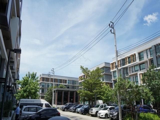 ให้เช่า โฮมออฟฟิศ 4 ชั้น ห้องมุม โครงการ Nirvana@Work ลาดพร้าว–เกษตรนวมินทร์ การเดินทางสะดวกโครงการติดถนนเกษตรนวมินทร์