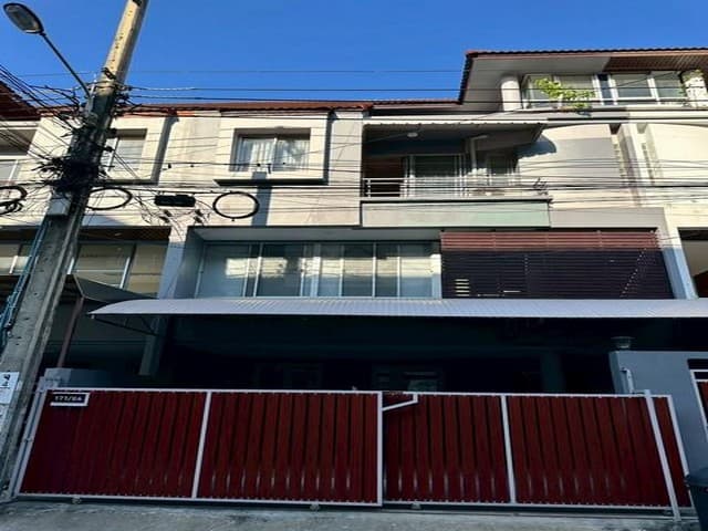 ให้เช่า โฮมออฟฟิศ 4 ชั้น ซอยลาดพร้าว 80 หมู่บ้านสินธานี รีโนเวทใหม่ ใกล้รัชดา เหม่งจ๋าย