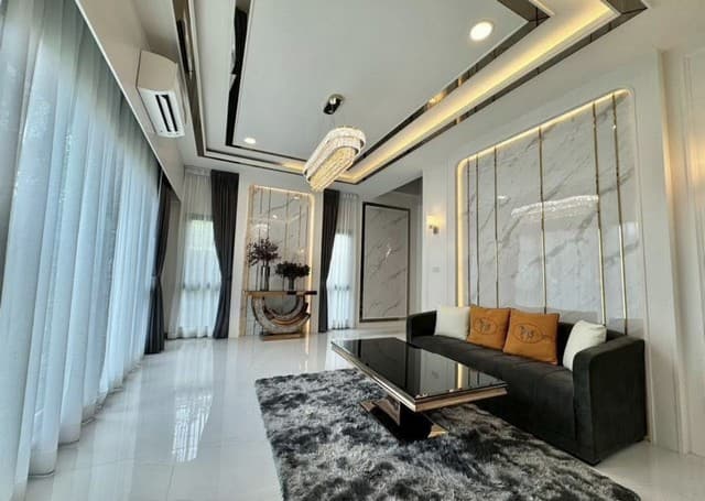 บ้านเดี่ยวโครงการ The City บางนา บ้านขนาดใหญ่ แปลงมุม ถนนเมน