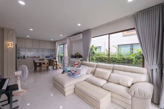 P1804 ให้เช่า บ้านเดี่ยว บุราสิริ วัชรพล จากแสนสิริ Burasiri Watcharapol Built in พร้อมอยู่ ถนนสุขาภิบาล 5