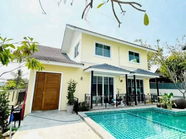 ให้เช่าพูลวิลล่าขนาดใหญ่ ทำธุระกิจได้ โครงการ เชียงใหม่แลนด์ สุเทพ