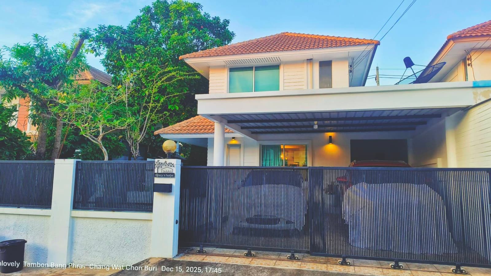 ขายบ้านเเฝด 2 ชั้น หมู่บ้านบ้านสวนบางพระ – ศรีราชา เจ้าของขายเอง ไม่รับนายหน้า