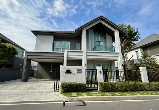 BH3836 ให้เช่าบ้านเดี่ยวหรู Bangkok Boulevard Signature ลาดพร้าว–เสรีไทย บ้านตกแต่งครบ ทำเลพรีเมียม ใกล้รถไฟฟ้า โรงเรียนนานาชาติ และทางด่วน