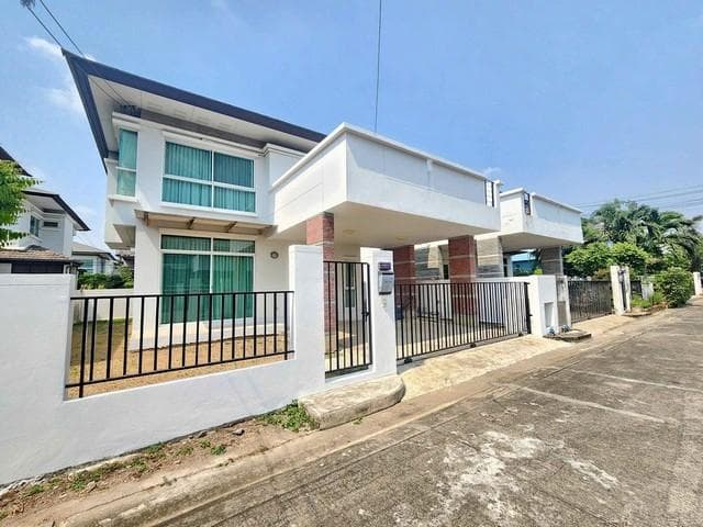 BH3835 ให้เช่าบ้านเดี่ยว หมู่บ้านสัมมากร รามคำแหง 162/1 ใกล้รถไฟฟ้าสายสีส้ม สี่แยกมิสทีน บ้านเดี่ยวให้เช่า ย่านสะพานสูง มิสทีน