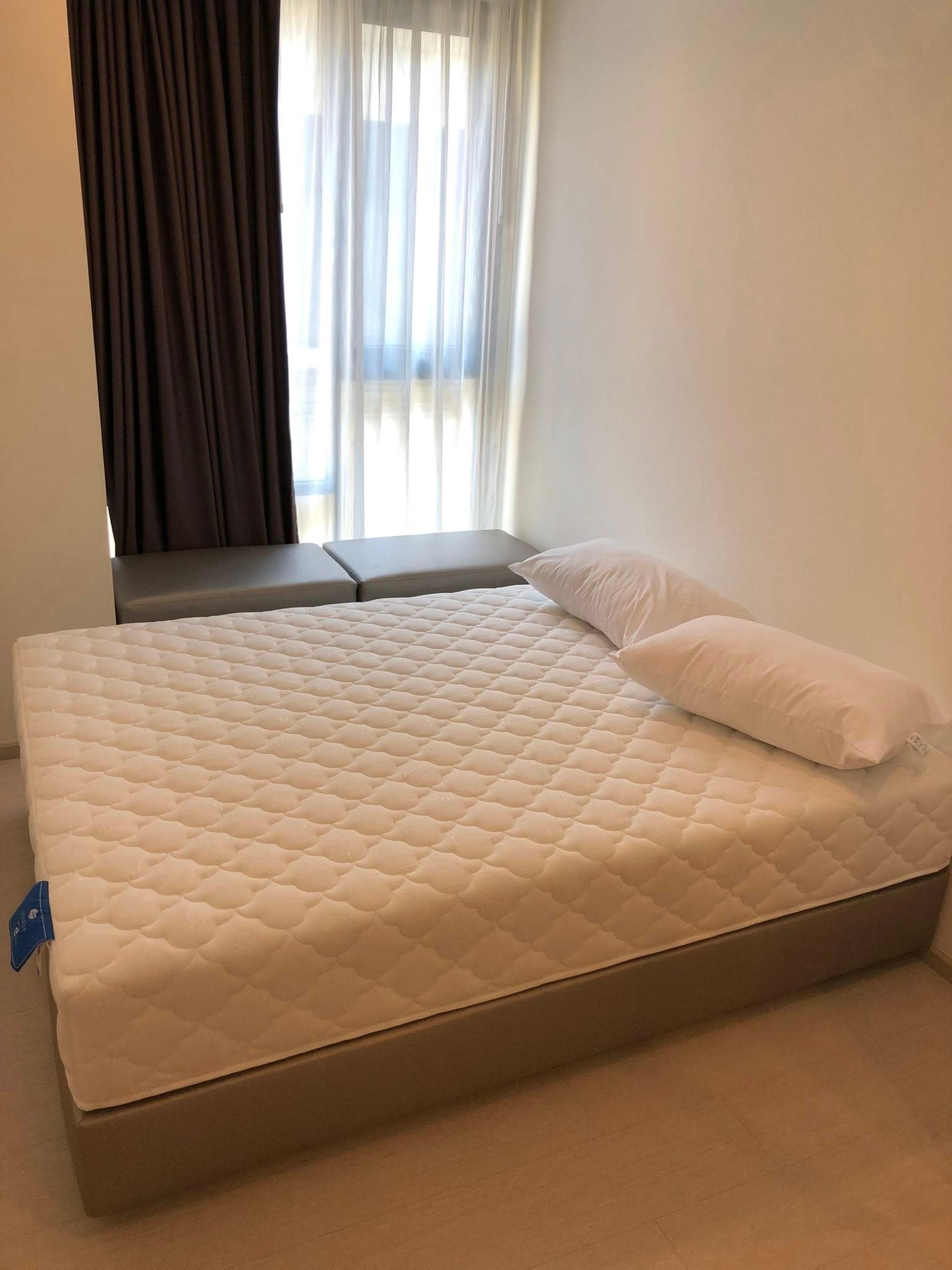 Rhythm Sukhumvit 42 Safe Convenient Peaceful 10th Floor BTS Ekkamai