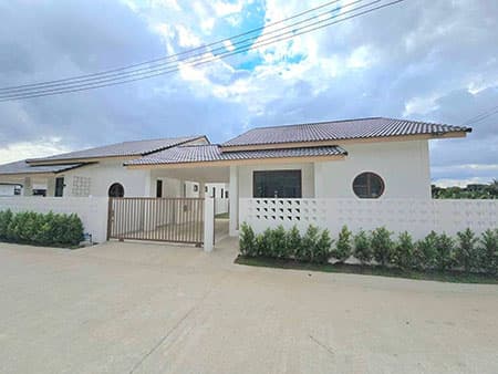บ้านสร้างใหม่ โซนท่ารั้ว-สันปูเลย สไตล์มินิมอล ใกล้เซ็นทรัลเฟสเชียงใหม่