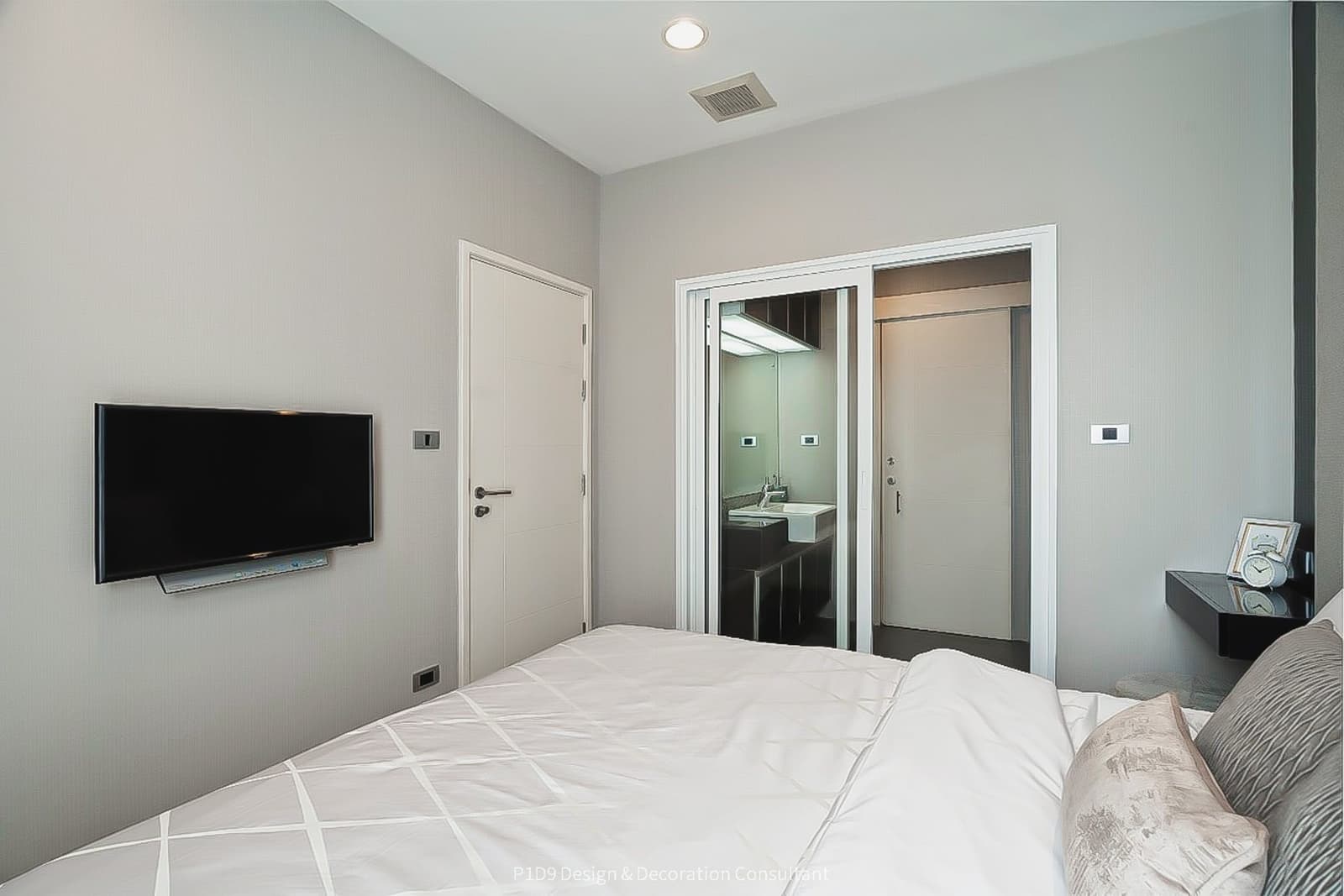 The Crest Sukhumvit 34 Private clean convenient 11th floor BTS Thonglor