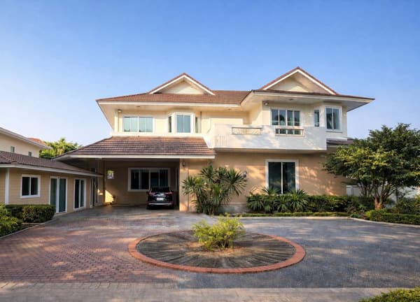ขายบ้านเดี่ยวหรู หมู่บ้านแกรนด์รอยัลนิศาชล สาทร-กัลปพฤกษ์