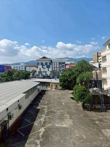 รวีวารี คอนโด นิมมานซอย15 ห้องกว้าง โปร่ง อยู่สบาย