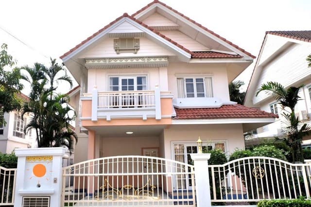 ให้เช่า บ้านเดี่ยว2ชั้น 60ตรว. ถนนรามคำแหง190 ใกล้ตลาดน้ำขวัญเรียม