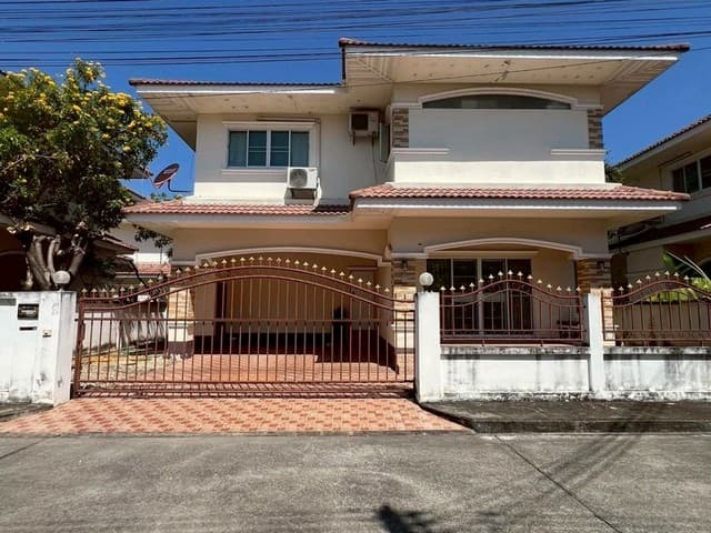 บ้านเดี่ยว 2 ชั้น เฟอร์นิเจอร์ครบ พร้อมอยู่ ทำเลดี ศิวาลัย4 สันกำแพง