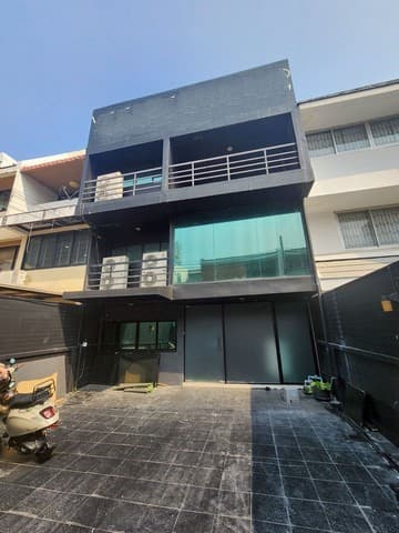 ให้เช่าโฮมออฟฟิศ ใกล้วิลล่ามาร์เก็ต เอ็มพอเรียม ,เอ็มควอเทียร์ ถ.สุขุมวิท และ ถ.พระราม4 อารี ทาวน์เฮ้าส์ สุขุมวิท 26ใกล้BTS พร้อมพงษ์ ,