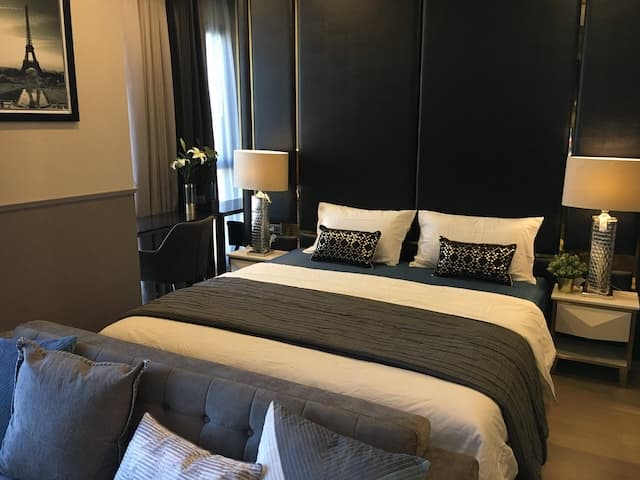 Ashton Asoke beautiful view peaceful safe 29th floor BTS Asoke