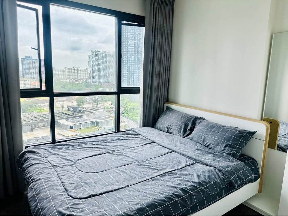 The Base Park West Beautiful view peaceful safe 16th floor BTS OnNut