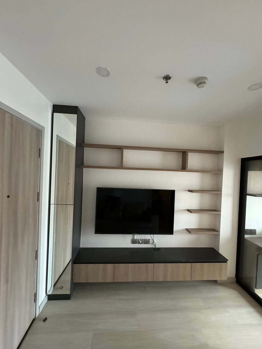 KnightsBridge Prime Sathorn Peaceful Clean 17th Floor BTS Chong Nonsi