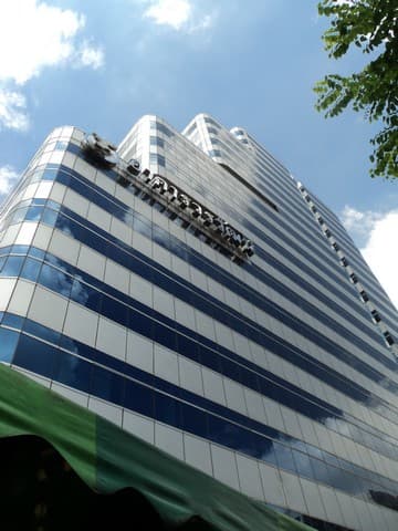 สำนักงาน อาคารวรวัฒน์ 100 SQ.WA 55000 บ. ไม่ไกลจาก - คุ้มยิ่งกว่าคุ้ม กรุงเทพ