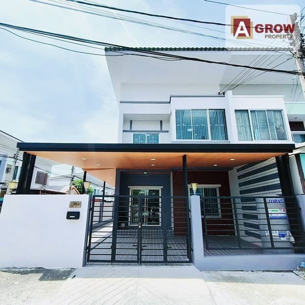 หมู่บ้านราชพฤกษ์ สุวรรณภูมิ – ลาดกระบัง เฟส 2 บ้านรีโนเวทใหม่ทั้งหลัง ตกแต่งครบ พร้อมเข้าอยู่