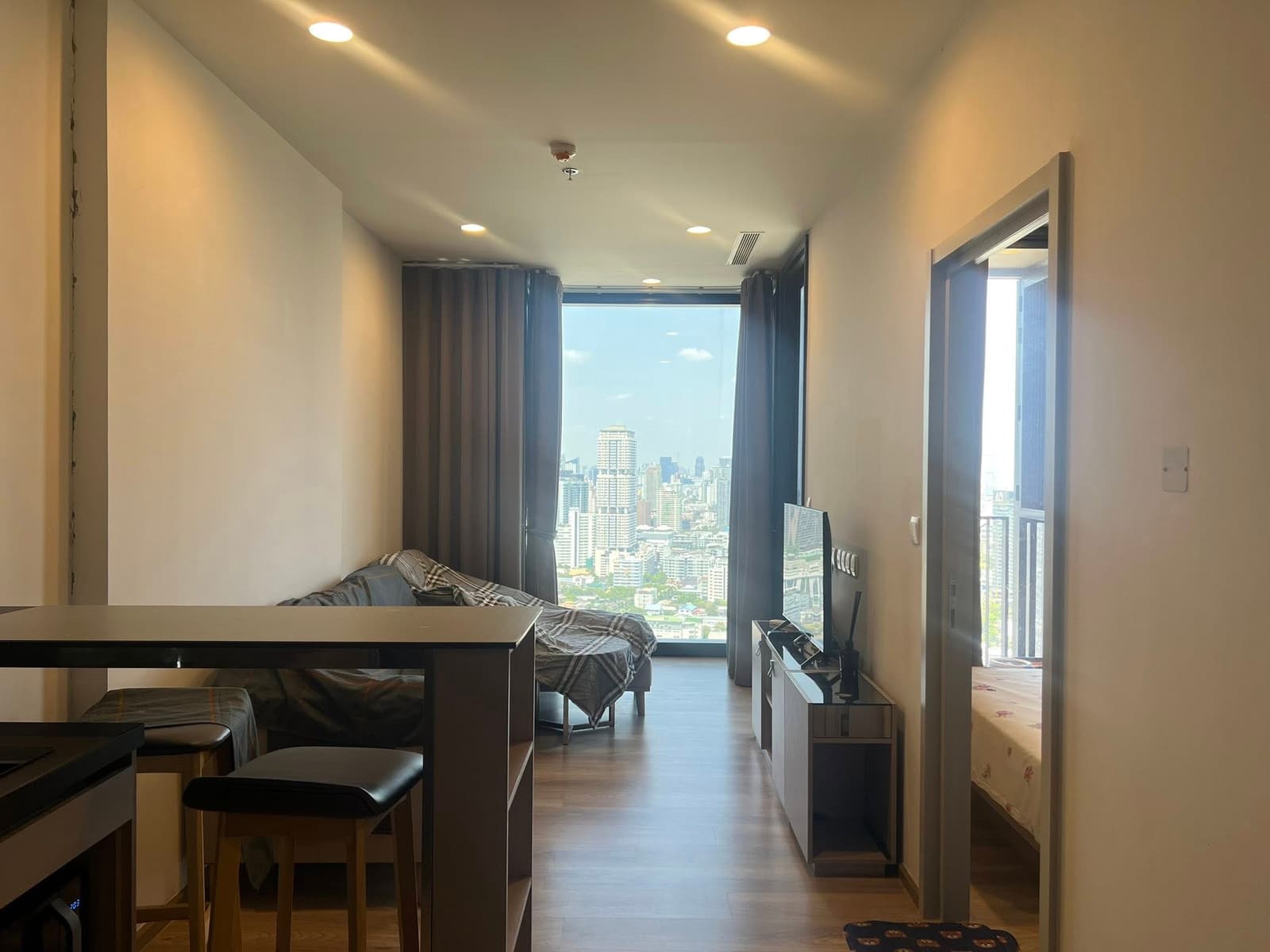 Oka Haus Sukhumvit 36 Beautiful view peaceful convenient 37th floor BTS Thonglor