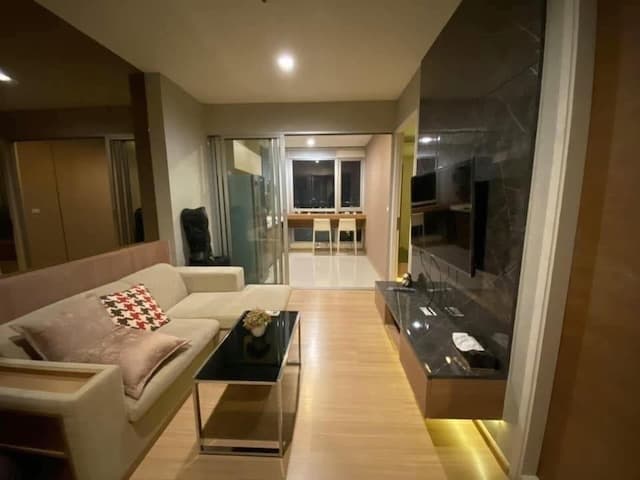 Rhythm Sukhumvit 50 Safe Livable Peaceful 27th Floor BTS Onnut