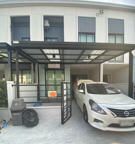 ให้เช่าทาวน์โฮม2ชั้น พลีโน่Pleno รังสิต ปทุมธานี อยู่หลัง ร.พ. เซนต์คาร์ลอส