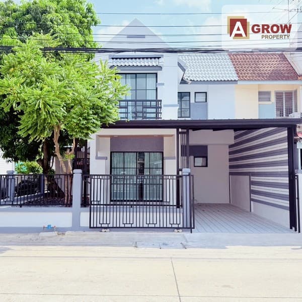 หมู่บ้านพูนสินธานี 3 เคหะร่มเกล้า 64 บ้านหลังมุม รีโนเวทใหม่ทั้งหลัง เฟอร์ฯครบ ตกแต่งพร้อมอยู่