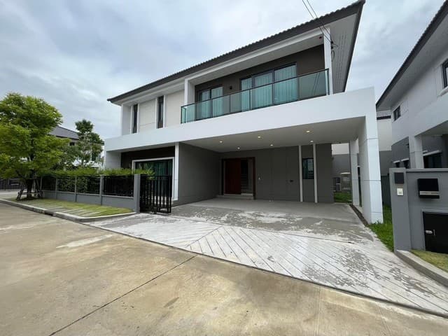 รหัสC7141 ให้เช่าบ้านเดี่ยว 2ชั้น โครงการเซนโทร วิภาวดี ใกล้ Harrow International School