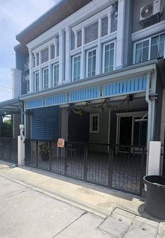 ให้เช่าทาวน์เฮ้าส์ 2 ชั้น หมู่บ้าน Golden Neo Sukumvit Lasalle ซ.สุขุมวิท 113