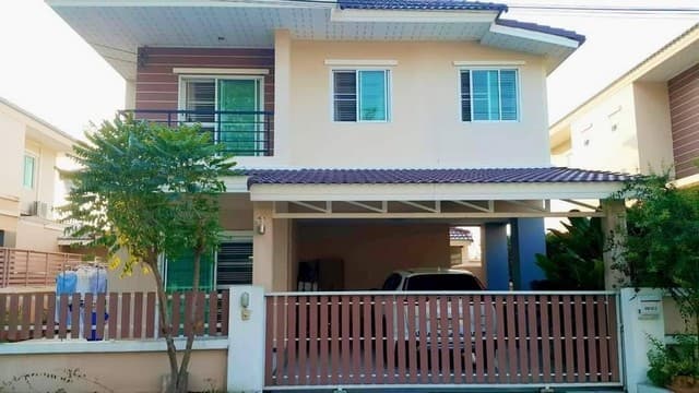 ให้เช่าและขายบ้านเดี่ยว 2 ชั้น ขนาด 50ตรว มณีรินทร์วิลเลจ 3นอน 3น้ำ มีเฟอร์ พร้อมอยู่ เลี่ยงหนองมน หน้าบ้านไม่ชนใคร ใกล้หนองมน บางแสน ชลบุรี