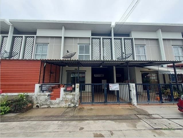 Townhome โกลเด้น ทาวน์ 2 ปิ่นเกล้า จรัญสนิทวงค์ พท. 16 ตร.วา 2 BEDROOM ไม่ไกลจาก - เดอะวอล์ค ราชพฤกษ์ - เดอะ คริสตัล เอสบี ราชพฤกษ์ - เซ็นทรัล ปิ่นเกล้า - รร.บดินทรเดชา (สิงห์ สิงหเสนี) นนทบุรี - ม.เทคโนโลยีพระจอมเกล้าพระนครเหนือ - รพ.เจ้าพระยา - รพ. 2