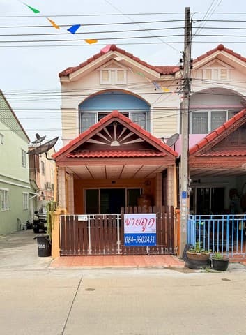 ขาย หมู่บ้านราชพฤกษ์ 7 เทพกุญชร 23 คลอง1 เป็นทาวน์เฮาส์ 2 ชั้น หลังมุม ถนนเมน