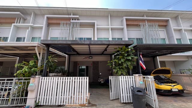ขายทาวน์เฮ้าส์ 2 ชั้น โครงการ เดอะเมโทรรัตนาธิเบศร์ อำเภอเมืองนนทบุรี