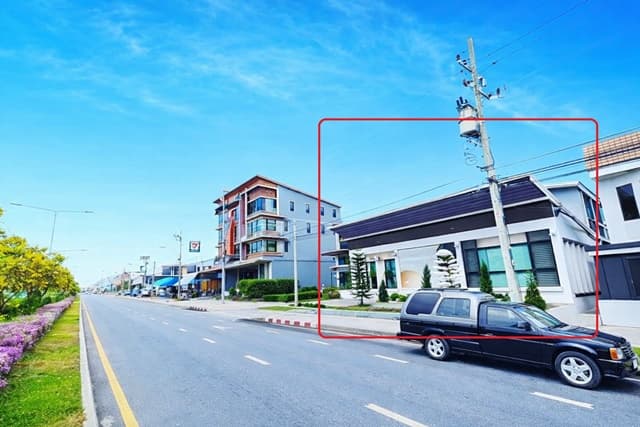4ห้อง 250ตรม. หน้าหมู่บ้านหรูนับ10,000หลัง คลีนิคความงาม ร้านนวด โฮมออฟฟิศ เมกาโฮม มีนบุรี 1 กม. หทัยราษฎร์ ติดถนนสามวา 80ตร.ว.