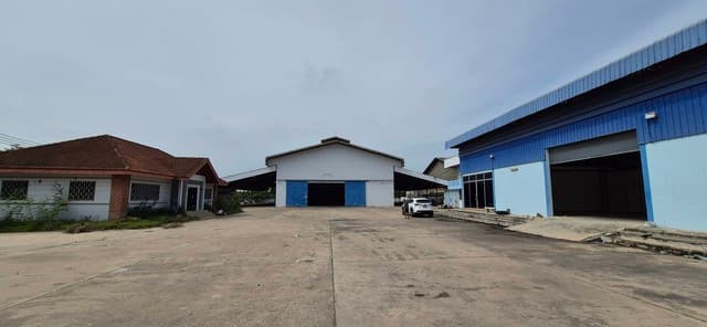 รหัสC7162 ให้เช่าโรงงาน โกดัง มีใบ รง.4 มี Overhead crane 5 ตัน ย่านรามอินทรา ถนนพระยาสุเรนทร์