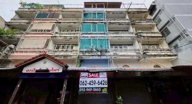 อาคารพาณิชย์ 4.5 ชั้น หมู่บ้านยัวร์เฮ้าส์ บางกรวย-ไทรน้อย ใกล้ SRT บางบำหรุ