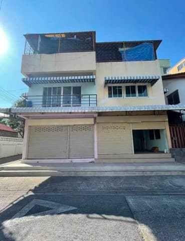 ให้เช่าอาคาร 3 ชั้น 50 ตร.ว. ย่านโชคชัย 4 - สังคมสงเคราะห์ เขตลาดพร้าว