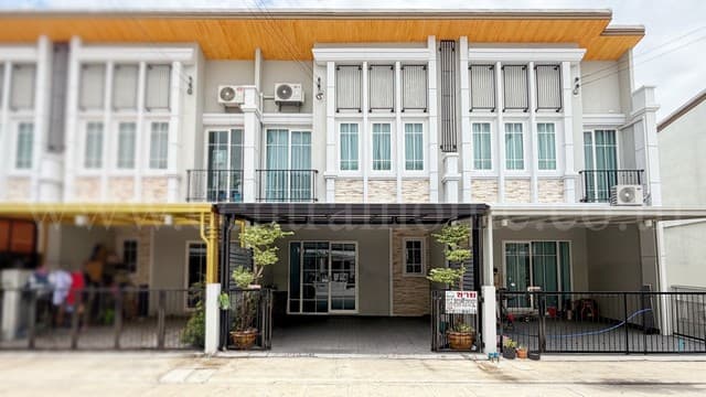 ทาวน์โฮม โกลเด้น ทาวน์ รามอินทรา – วงแหวน บ้านสวย ราคาถูก พร้อมอยู่ ทำเลดี