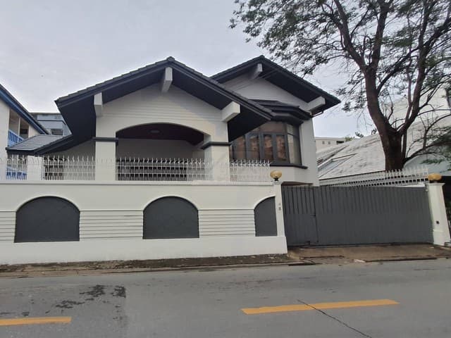 ขายบ้านเดี่ยว 2 ชั้น 80 ตรว. ซอยรัชดา 36 (ซอยเสือใหญ่) ลาดพร้าว-วังหิน79 ใกล้ Lotus วังหิน เหมาะอยู่อาศัย หรือทำโฮมออฟฟิศ