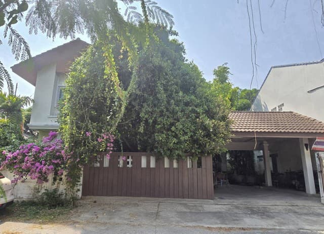 ID : 2379 FOR SALE บ้าน ศรีนครพัฒนา 1 84 ตรว. 4BEDROOM4น้ำ ใกล้กับ เดอะมอลล์บางกะปิ คุ้มยิ่งกว่าคุ้ม