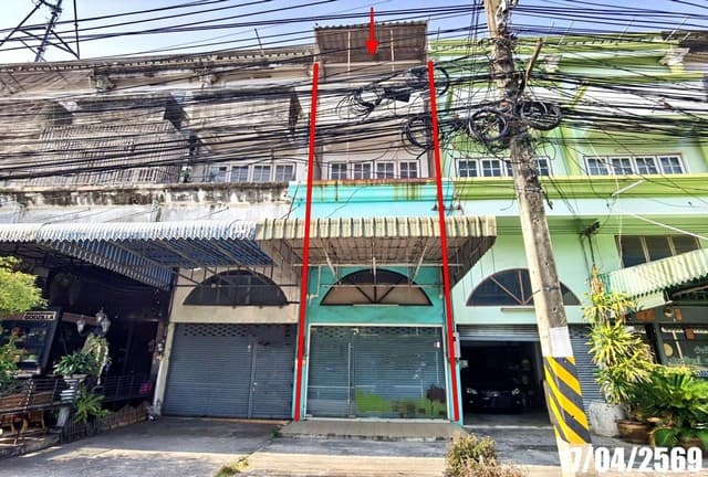 ขายอาคารพาณิชย์ 3 ชั้น มีชั้นลอย ราคาโปรโมชั่น เมืองชลบุรี ถนน พระยาสัจจา