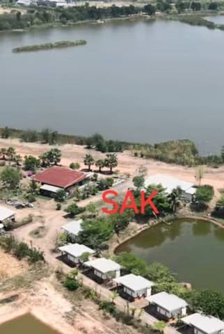 ขายรีสอร์ทพร้อมกิจการ บัวบึงรีสอร์ท อำเภอโนนสูง จังหวัดนครราชสีมา เนื้อที่ 7 ไร่ 3 งาน 50 ตารางวา
