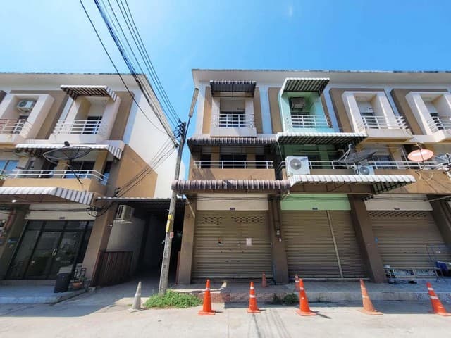 333 Riverside ชั้นสูง วิวเมือง & รถไฟฟ้า ห้องสวย พร้อมสัญญาเช่า 3 ปี 2